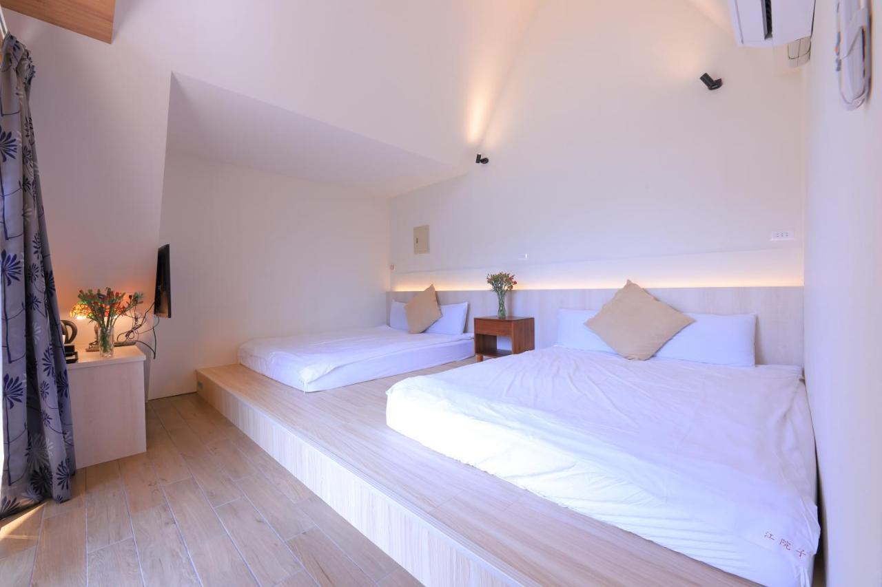 Jiang'S B&B 江院子庭園民宿 Цзянь Экстерьер фото
