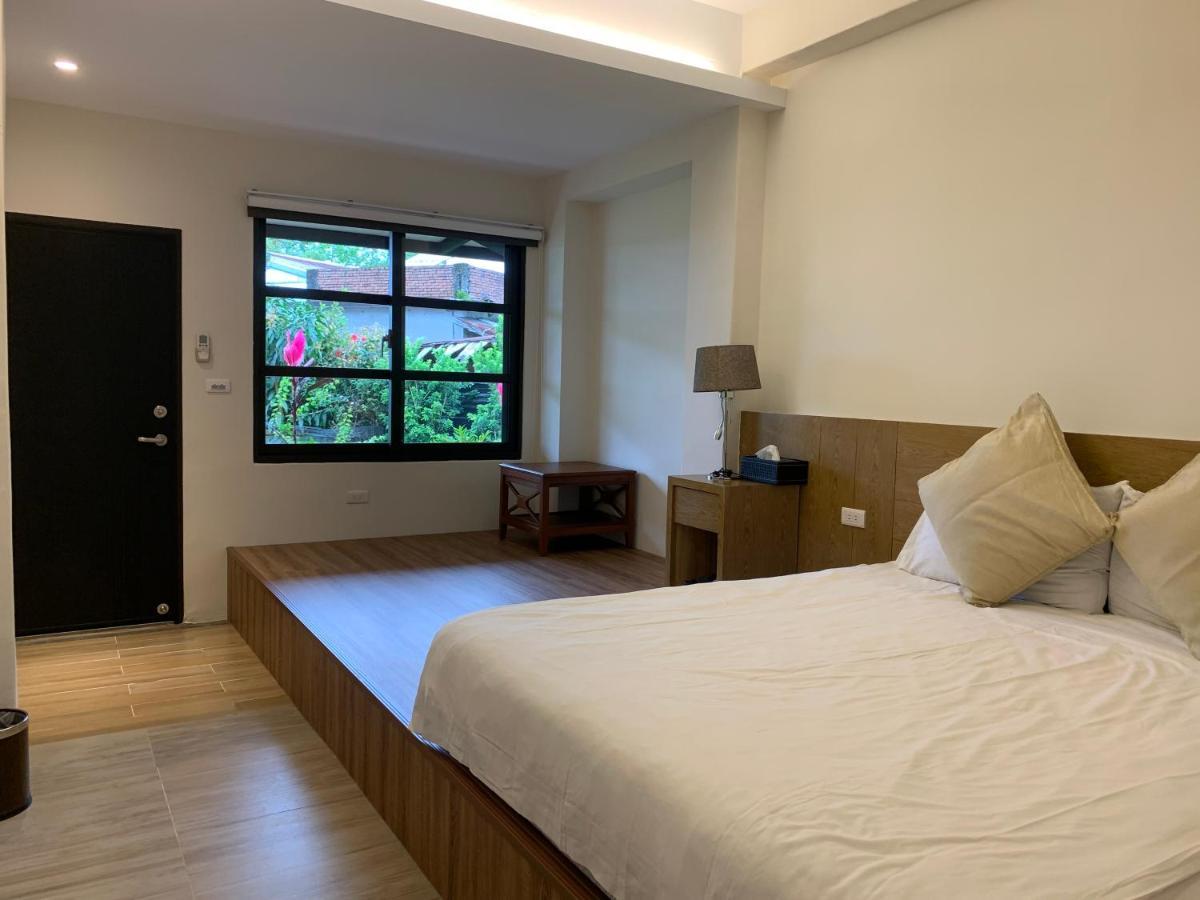 Jiang'S B&B 江院子庭園民宿 Цзянь Экстерьер фото