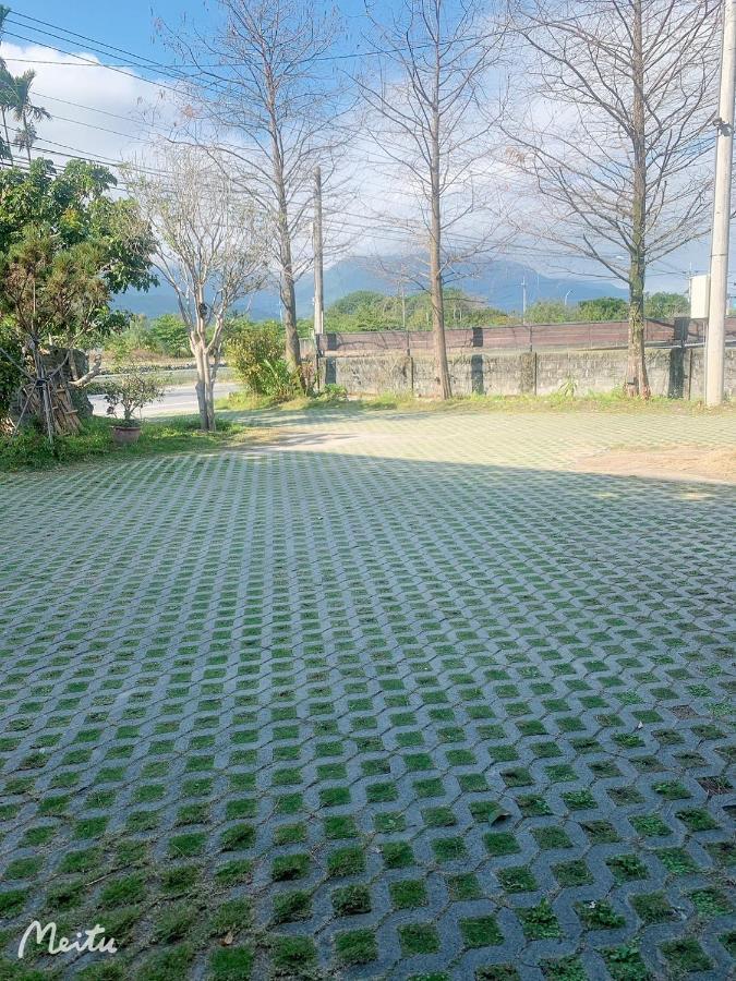 Jiang'S B&B 江院子庭園民宿 Цзянь Экстерьер фото